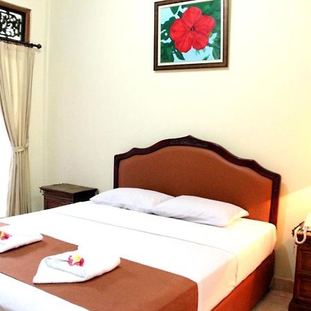 Hotel Puri Nusantara 庫塔 外观 照片