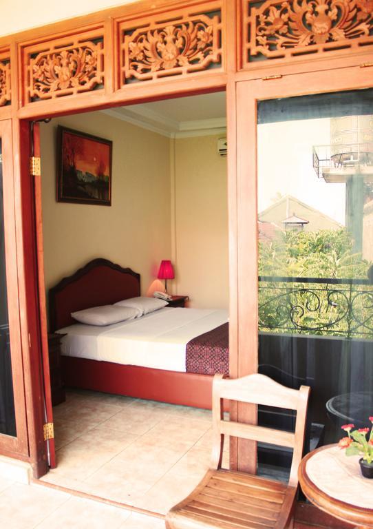 Hotel Puri Nusantara 庫塔 外观 照片