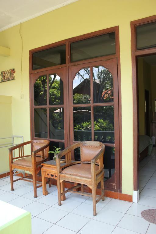Hotel Puri Nusantara 庫塔 外观 照片