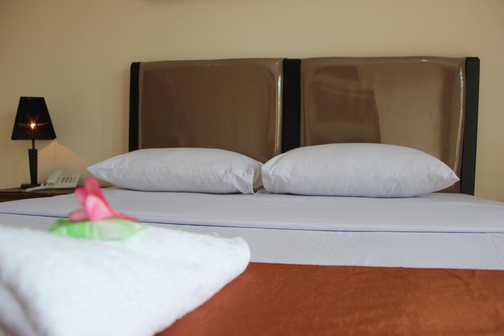 Hotel Puri Nusantara 庫塔 外观 照片
