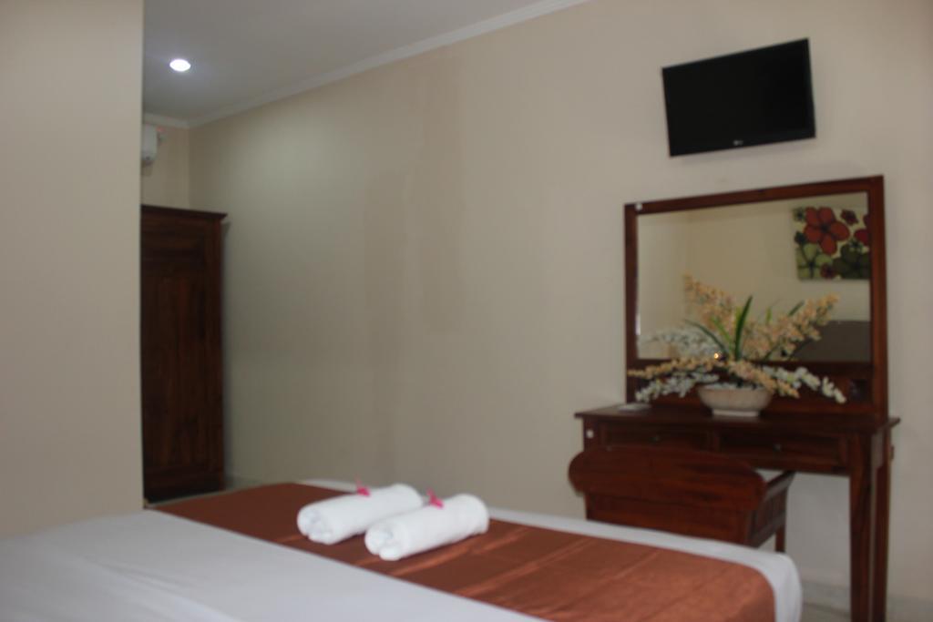 Hotel Puri Nusantara 庫塔 外观 照片