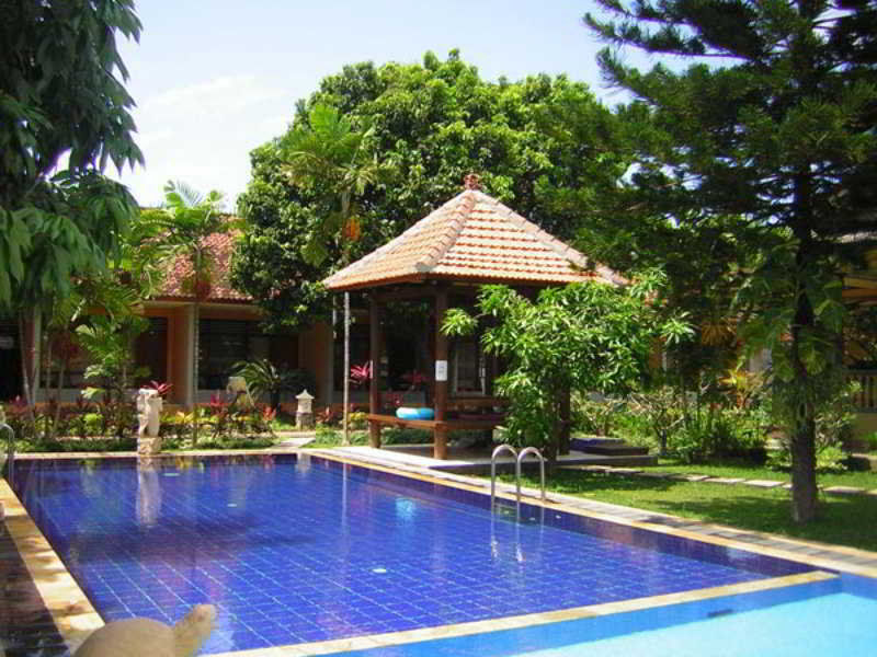 Hotel Puri Nusantara 庫塔 外观 照片