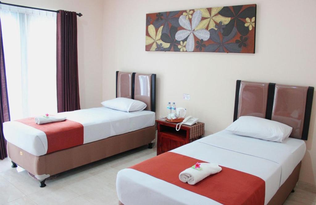 Hotel Puri Nusantara 庫塔 外观 照片